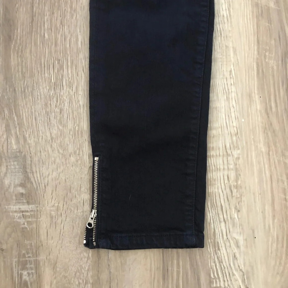 ! Kate Spade Dark Blue Denim Skinny Jeans Zippers at Ankles Size 25 - Picture 3 of 6